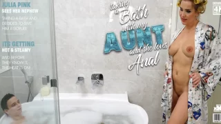 MatureNL – Anal Craving Milf loves to Share a Bath with her Nephew/ Julia Pink